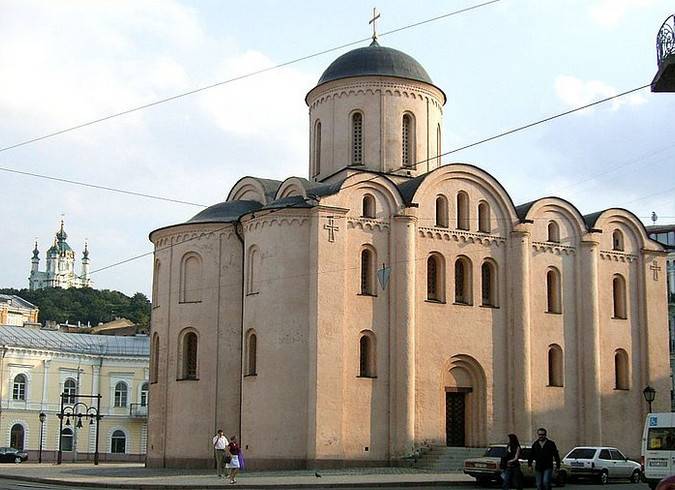 Церковь Успения Богородицы Пирогощи в Киеве
