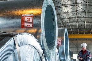 Лист оцинкованный: применение в быту и производстве