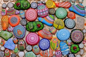 10 идей как использовать остатки акриловых красок после картины по номерам