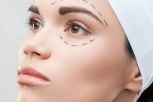 Как обезопасить себя от осложнений после блефаропластики